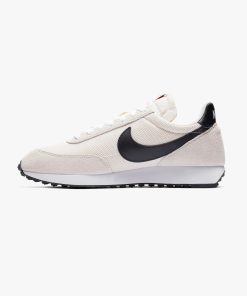 Nike Tailwind